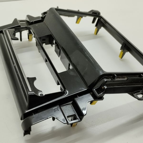 Moldura Central Multimidia Comando Do Ar Toyota Sw4 2021