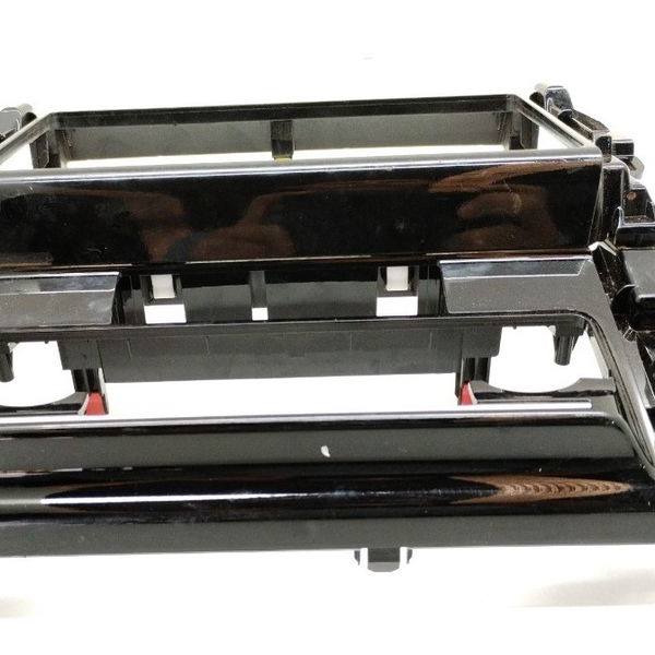Moldura Central Multimidia Comando Do Ar Toyota Sw4 2021