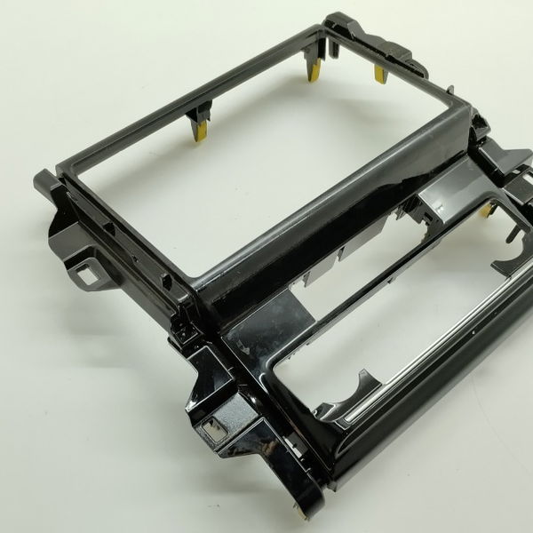 Moldura Central Multimidia Comando Do Ar Toyota Sw4 2021