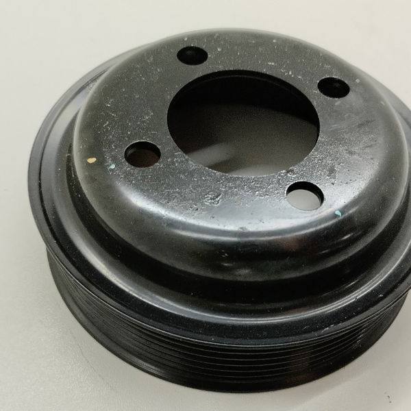 Polia Bomba De Agua Toyota Sw4 Diesel 2021