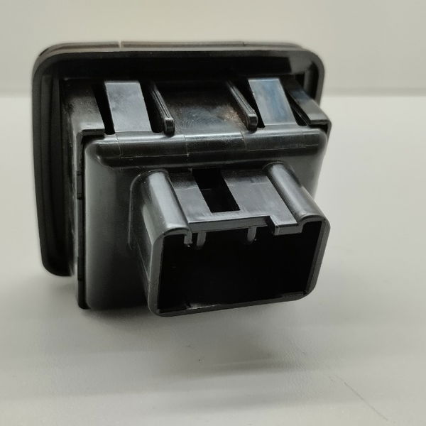 Tomada 100w Do Console Toyota Sw4 Diesel 2021