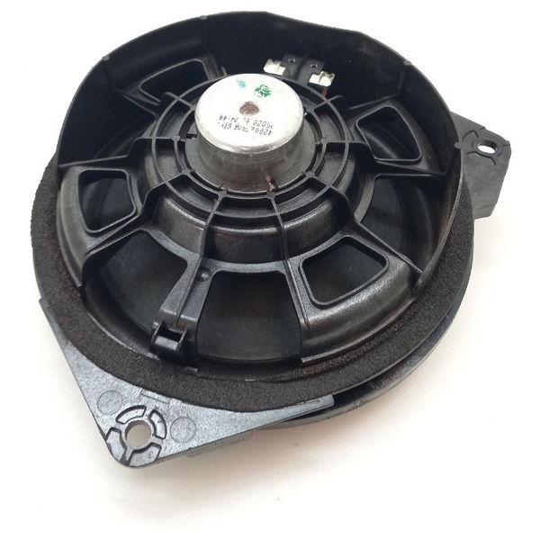 Auto Falante Jbl Ambas Portas Toyota Sw4 Diesel 2021