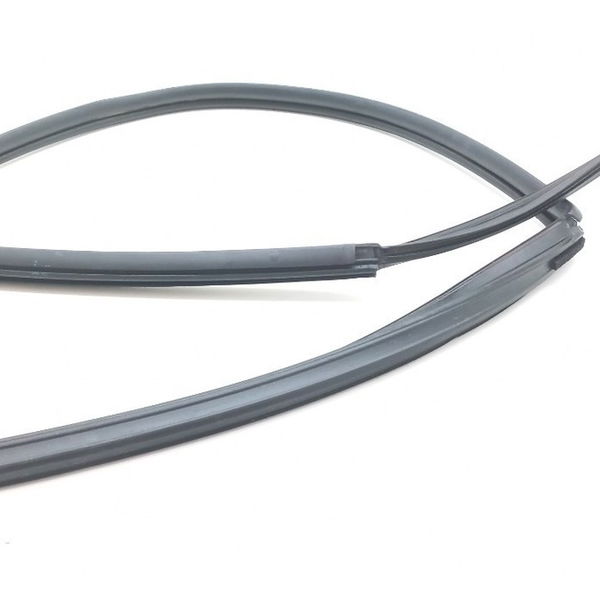Borracha Guarnição Dianteira Esquerda Toyota Sw4 Diesel 2021