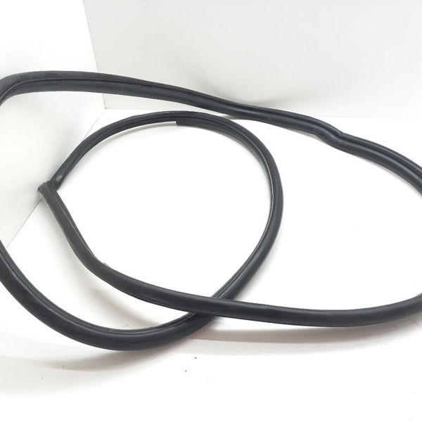 Borracha Porta Traseira Esquerda Toyota Sw4 Diesel 2021