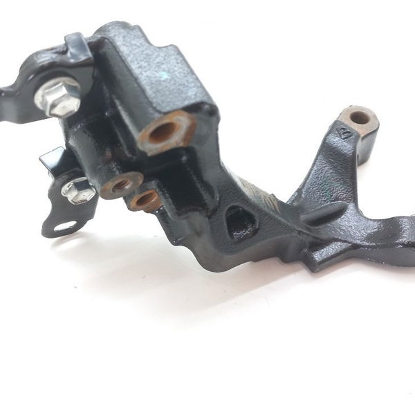 Suporte Da Bomba Hidraulica Toyota Hilux  Sw4 Diesel 2021