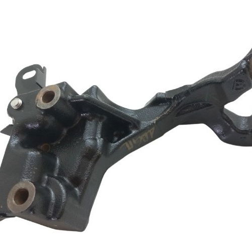 Suporte Da Bomba Hidraulica Toyota Hilux  Sw4 Diesel 2021