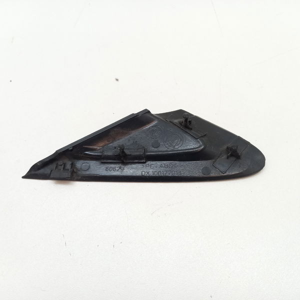 Moldura Lateral Do Paralama Lado Direito Fiat Punto 1.6 2015
