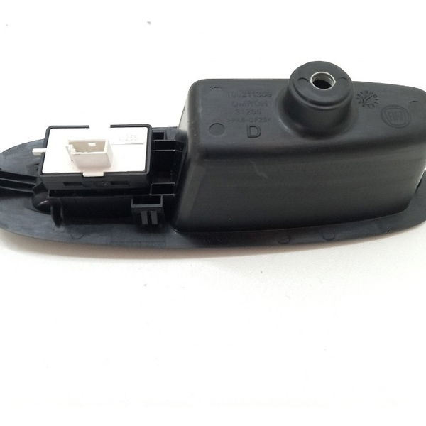 Botão Do Vidro Elétrico Traseiro Direito Fiat Punto 1.6 2015