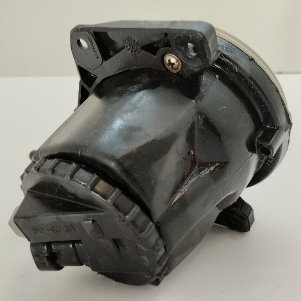 Farol De Milha Esquerdo Direito Fiat Punto 1.6 2015