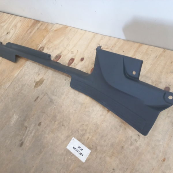 Soleira De Porta Lado Esquerdo Fiat Punto 1.6 2015