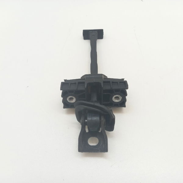 Limitador Da Porta Dianteira Esquerda Vw Nivus Highline 2021