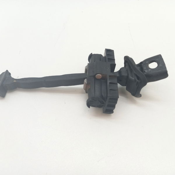 Limitador Da Porta Dianteira Esquerda Vw Nivus Highline 2021