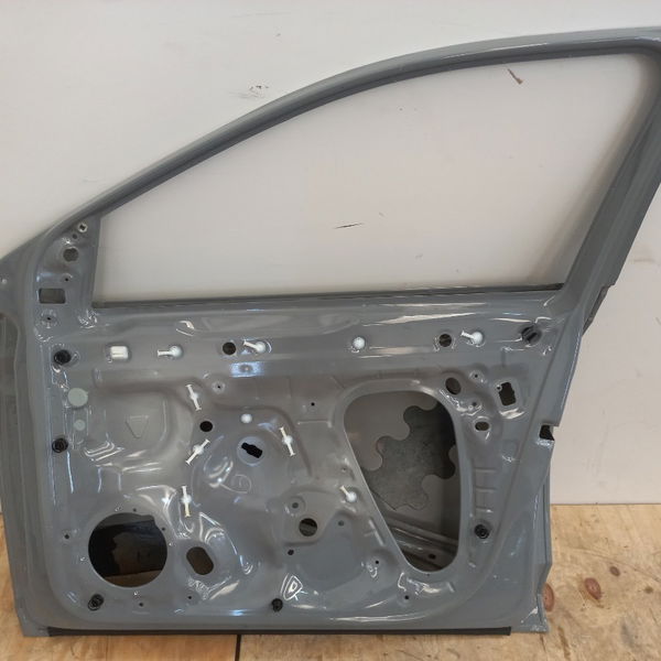 Porta Dianteira Direita Com Detalhe Vw Nivus Highline 2021