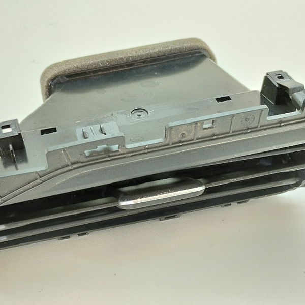 Difusor Ar Direto Do Painel Com Detalhe Vw Nivus 2021