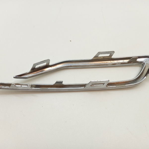 Friso Olho De Gato Traseiro Direito C/detalhe Vw Nivus 2021