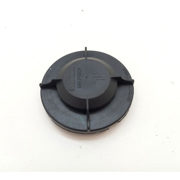 Tampa Vedação Do Farol Fiat Palio Wk Adv 1.8 2014