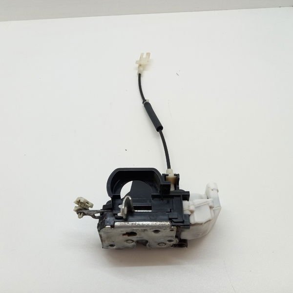 Fechadura Dianteira Direita Fiat Palio Wk Adv 1.8 2014