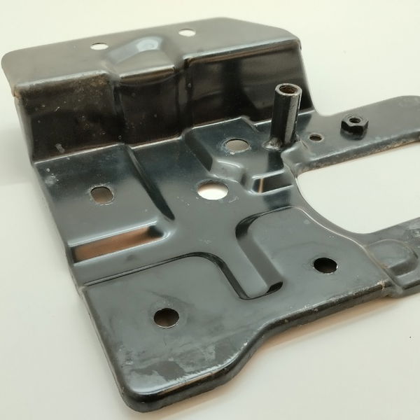 Suporte Base Da Bateria Fiat Palio Wk Adv 1.8 2014