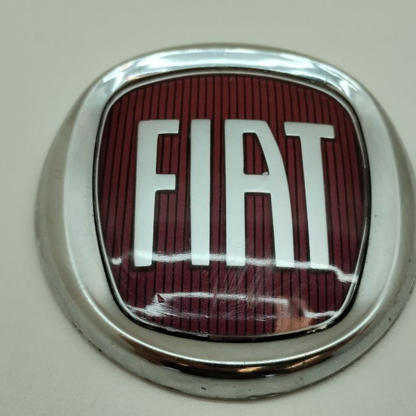 Emblema Dianteiro Fiat Palio Wk Adv 1.8 2014