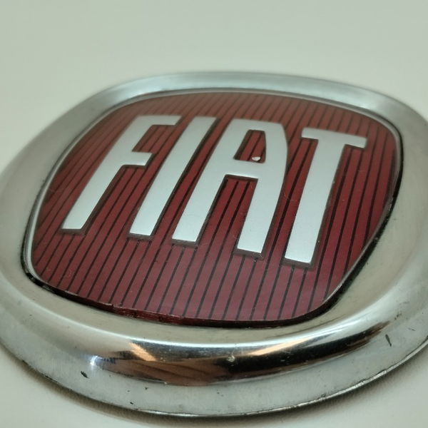 Emblema Dianteiro Fiat Palio Wk Adv 1.8 2014