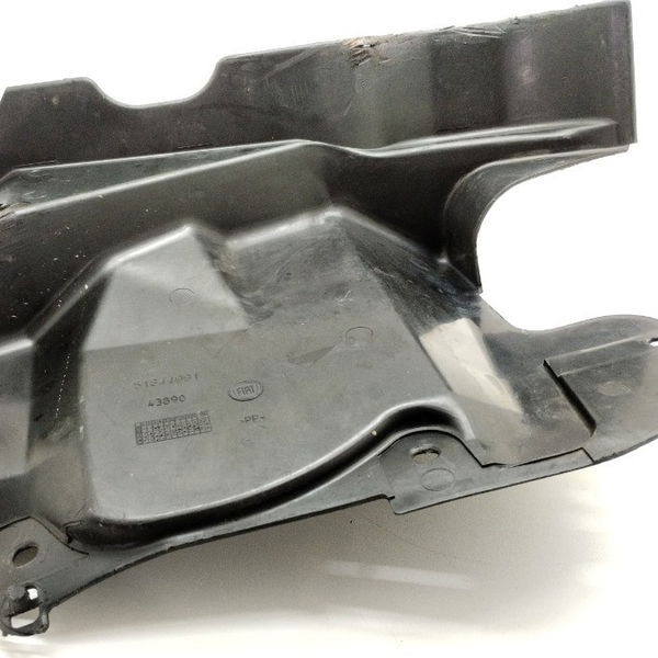 Proteção Da Correia Lateral Direita Fiat Palio Adv 1.8 2014