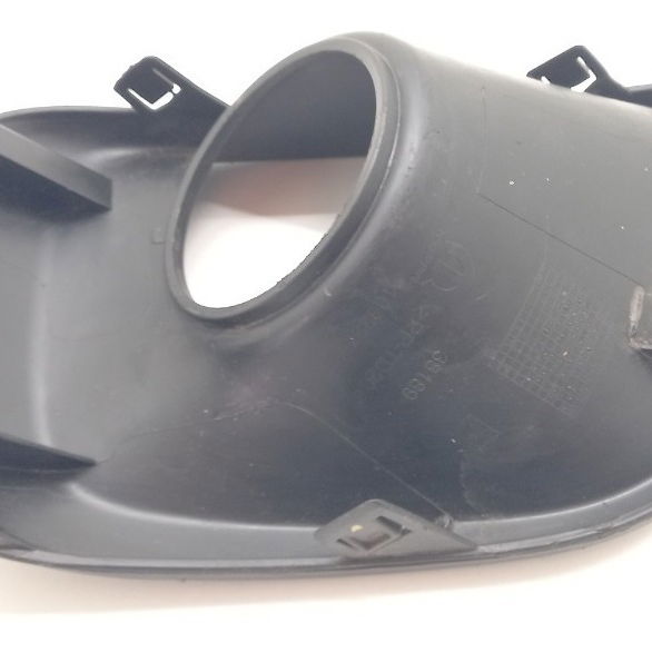 Moldura Farol De Milha C/detalhe Fiat Mobi 2017/2021