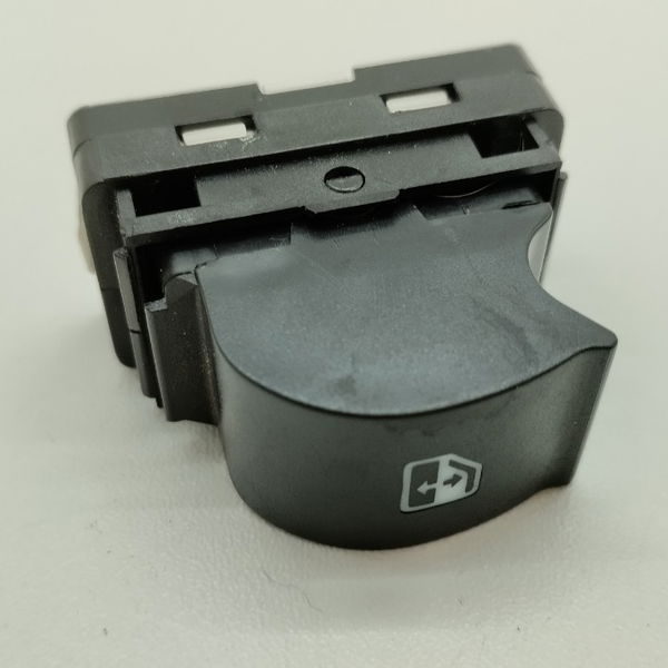Interruptor Do Vidro Dianteiro Direito Argo Drive 1.3 2018