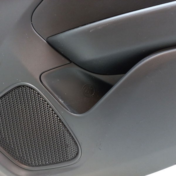 Forro Da Porta Traseira Direita Fiat Argo Drive 1.3 2018