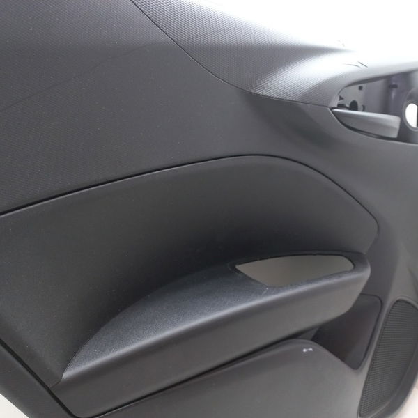 Forro Da Porta Traseira Esquerda Fiat Argo Drive 1.3 2018