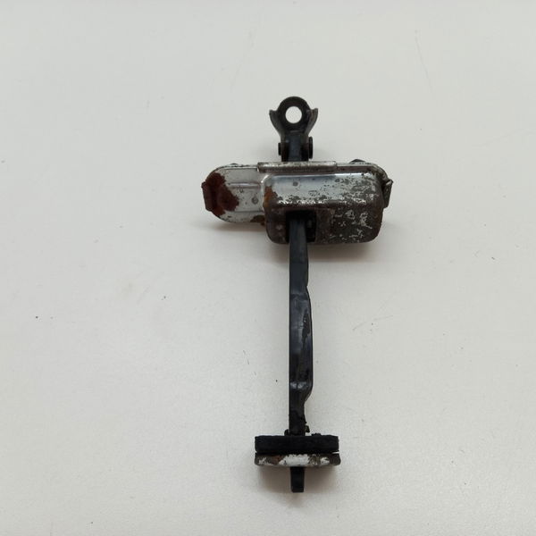 Limitador Da Porta Traseira Direita Hyundai Azera 3.0 2012