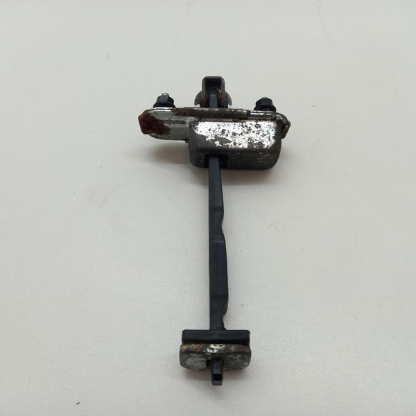 Limitador Da Porta Traseira Esquerda Hyundai Azera 3.0 2012