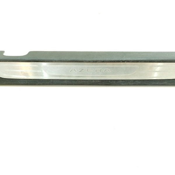 Soleira Porta Dianteira Direita Hyundai Azera 3.0 2012