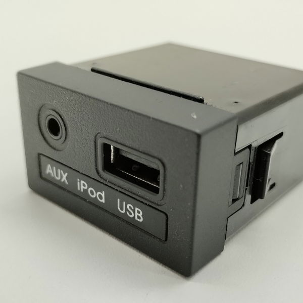 Tomada Usb Aux Do Console Hyundai Azera 3.0 2012