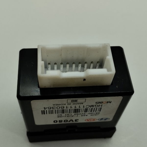 Tomada Usb Aux Do Console Hyundai Azera 3.0 2012