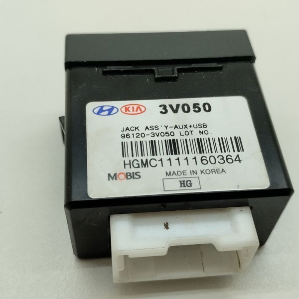 Tomada Usb Aux Do Console Hyundai Azera 3.0 2012