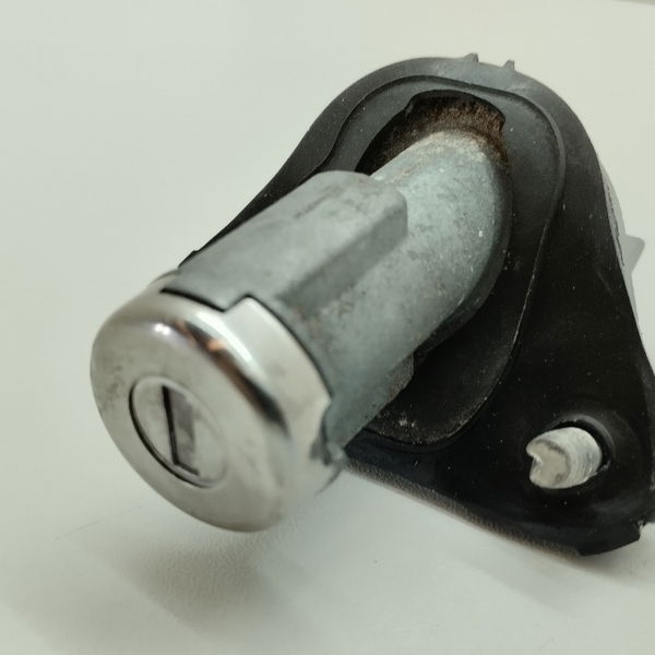 Cilindro Miolo Fechadura Tampa Traseira Hyundai Azera 2012