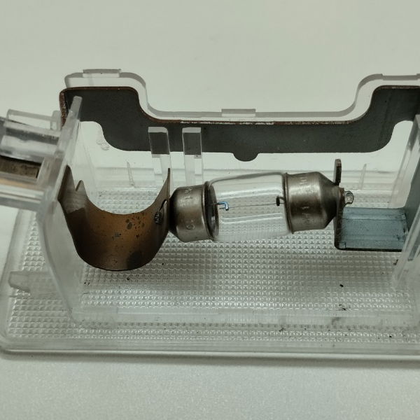Luz Cortesia Hyundai Azera 3.0 2012
