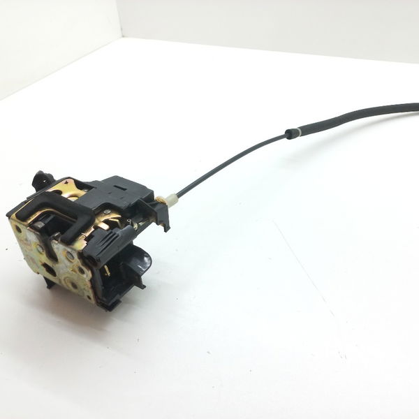 Fechadura Porta Dianteira Esquerda Fiat Strada Working 2002
