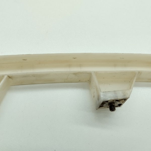 Guia Do Vidro Dianteiro Direito Fiat Strada Working 2002
