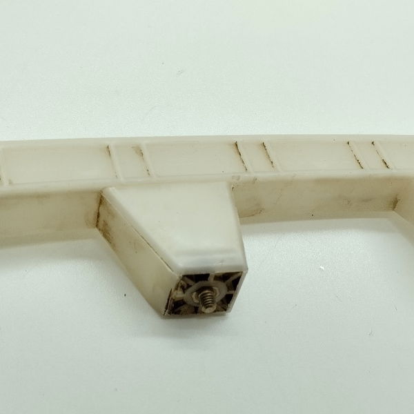 Guia Do Vidro Dianteiro Direito Fiat Strada Working 2002