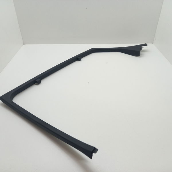 Moldura Interna Porta Traseira Direita Hyundai Azera 2012