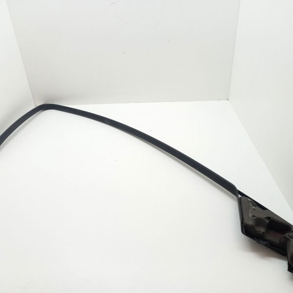 Moldura Interna Porta Dianteira Direita Hyundai Azera 2012