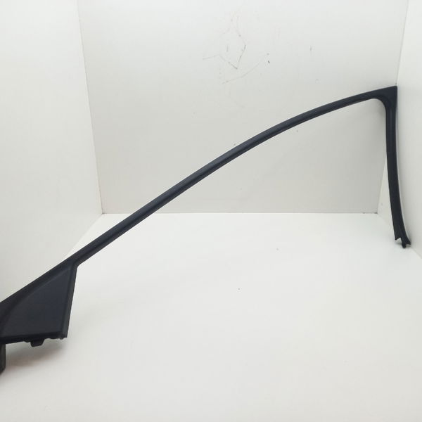 Moldura Interna Porta Dianteira Direita Hyundai Azera 2012
