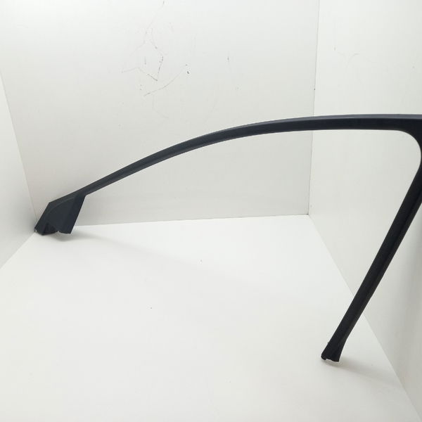 Moldura Interna Porta Dianteira Direita Hyundai Azera 2012