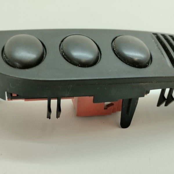Moldura Botão Esquerdo Falso Citroen C3 1.6 2004