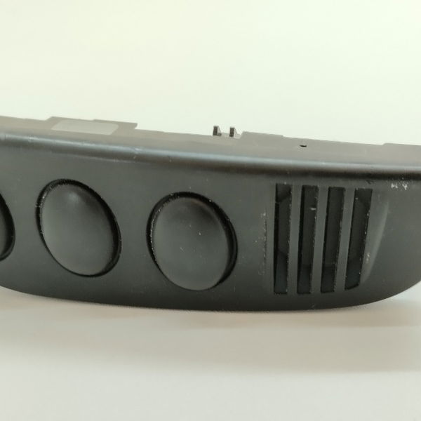 Moldura Botão Esquerdo Falso Citroen C3 1.6 2004