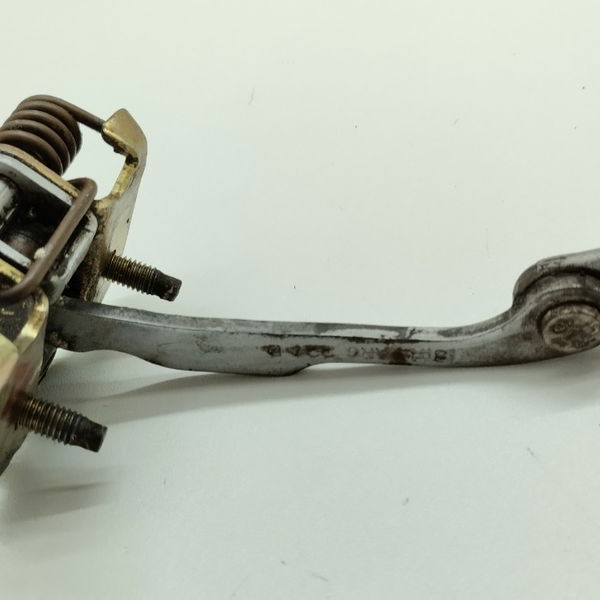 Limitador Da Porta Traseira Esquerda Citroen C3 1.6 2004