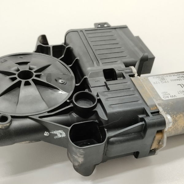 Motor Do Vidro Traseiro Esquerdo Vw Nivus Tsi 1.0 2021