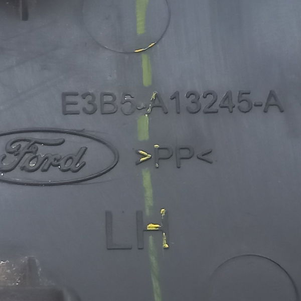 Soleira Porta Traseira Esquerda Ford Ka Se 1.0 2015