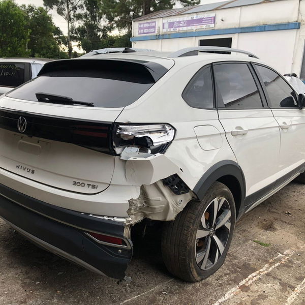 Sucata Volkswagen Nivus Highline 200 At 1.0 12v Tsi Turbo